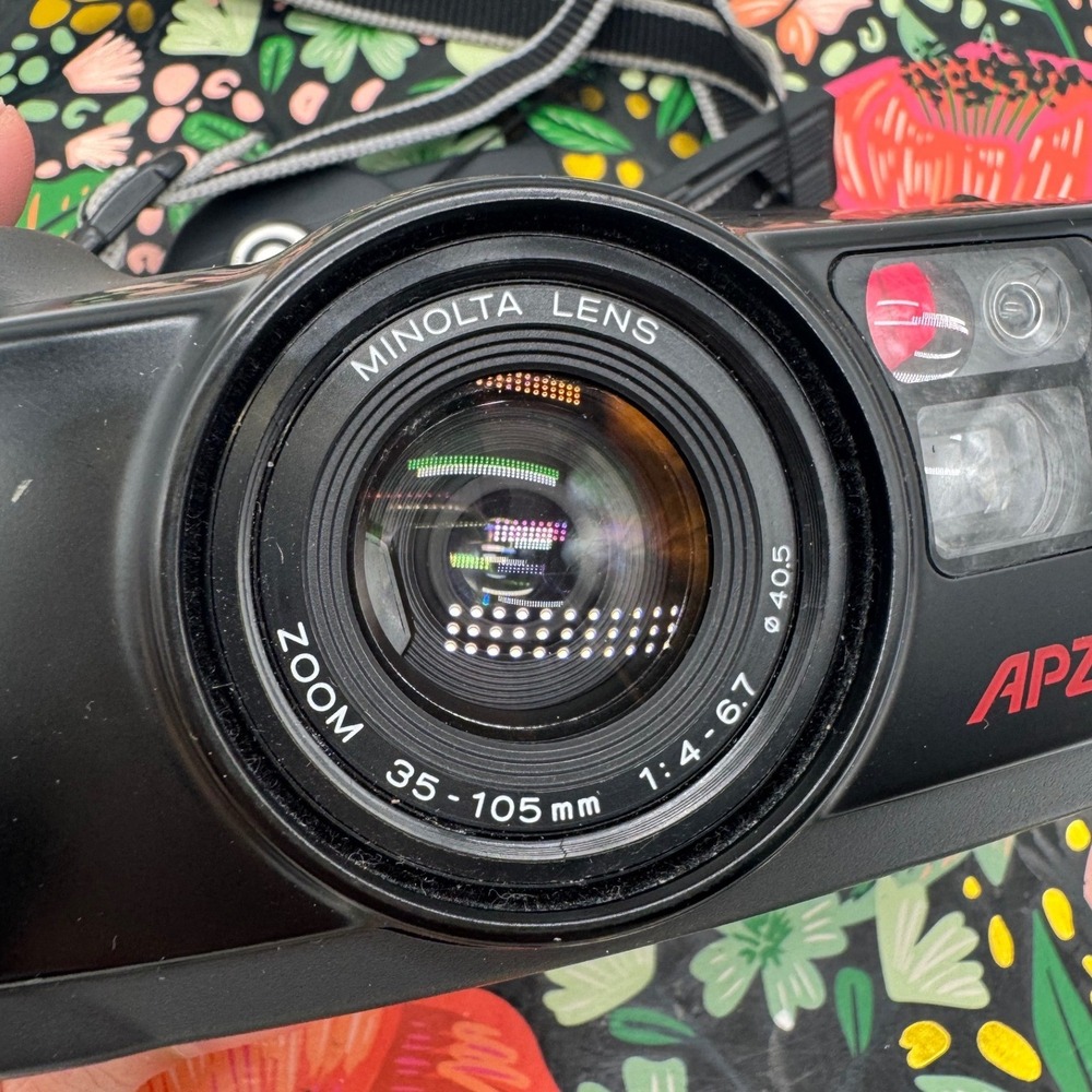 Minolta Freedom Zoom 105i APZ 35mm Film Camera Black 35-105mm Lens Vintage - Picture 2 of 7